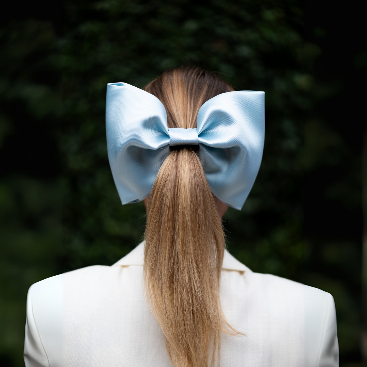 Grande Mikado Bow in light blue