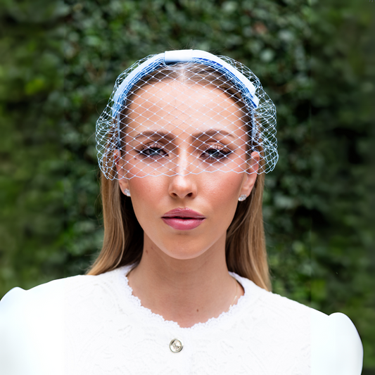 Flat bow veiled headband in blue
