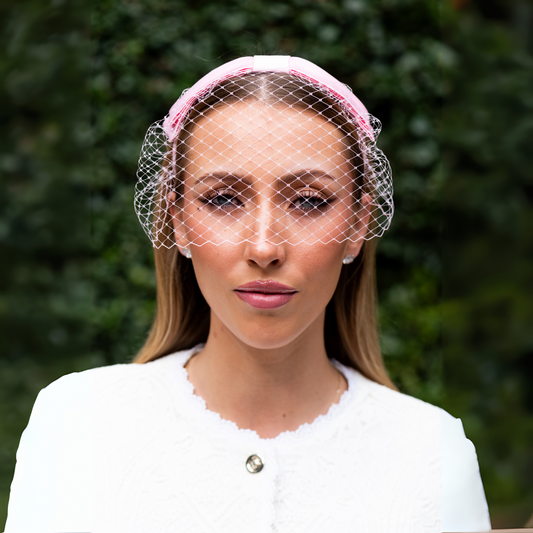 Flat bow veiled headband in pink