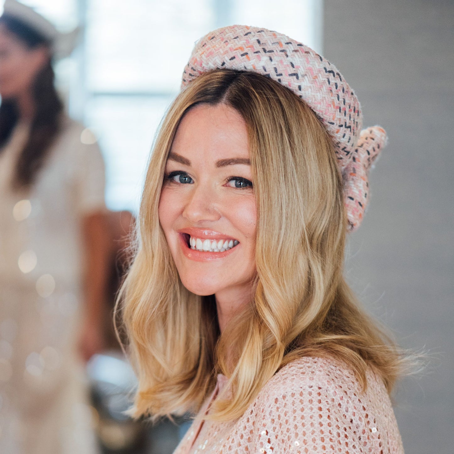 Pillbox in CHANEL tweed with Bow in Pink