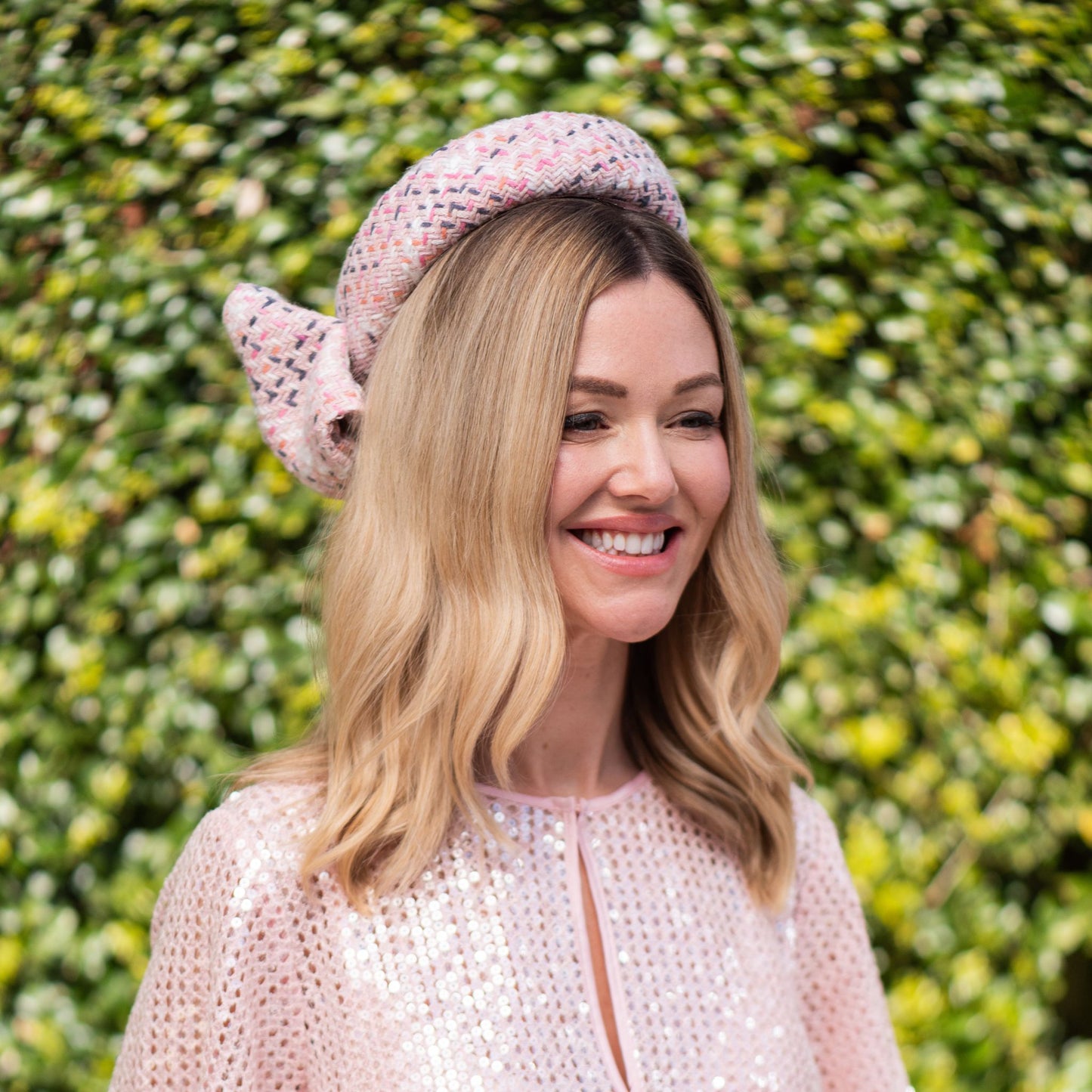 Pillbox in CHANEL tweed with Bow in Pink