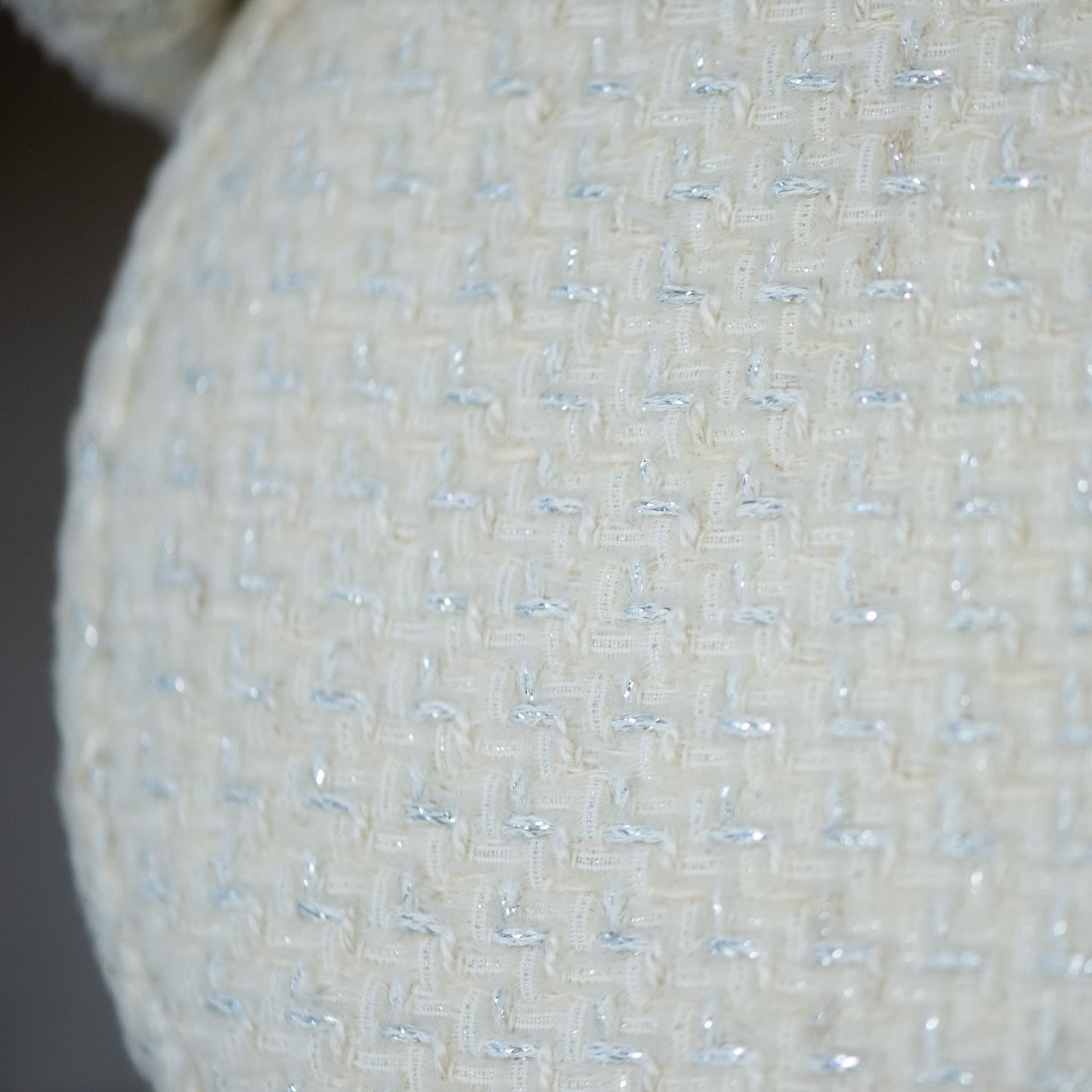 Pillbox in CHANEL tweed with bow in white and silver